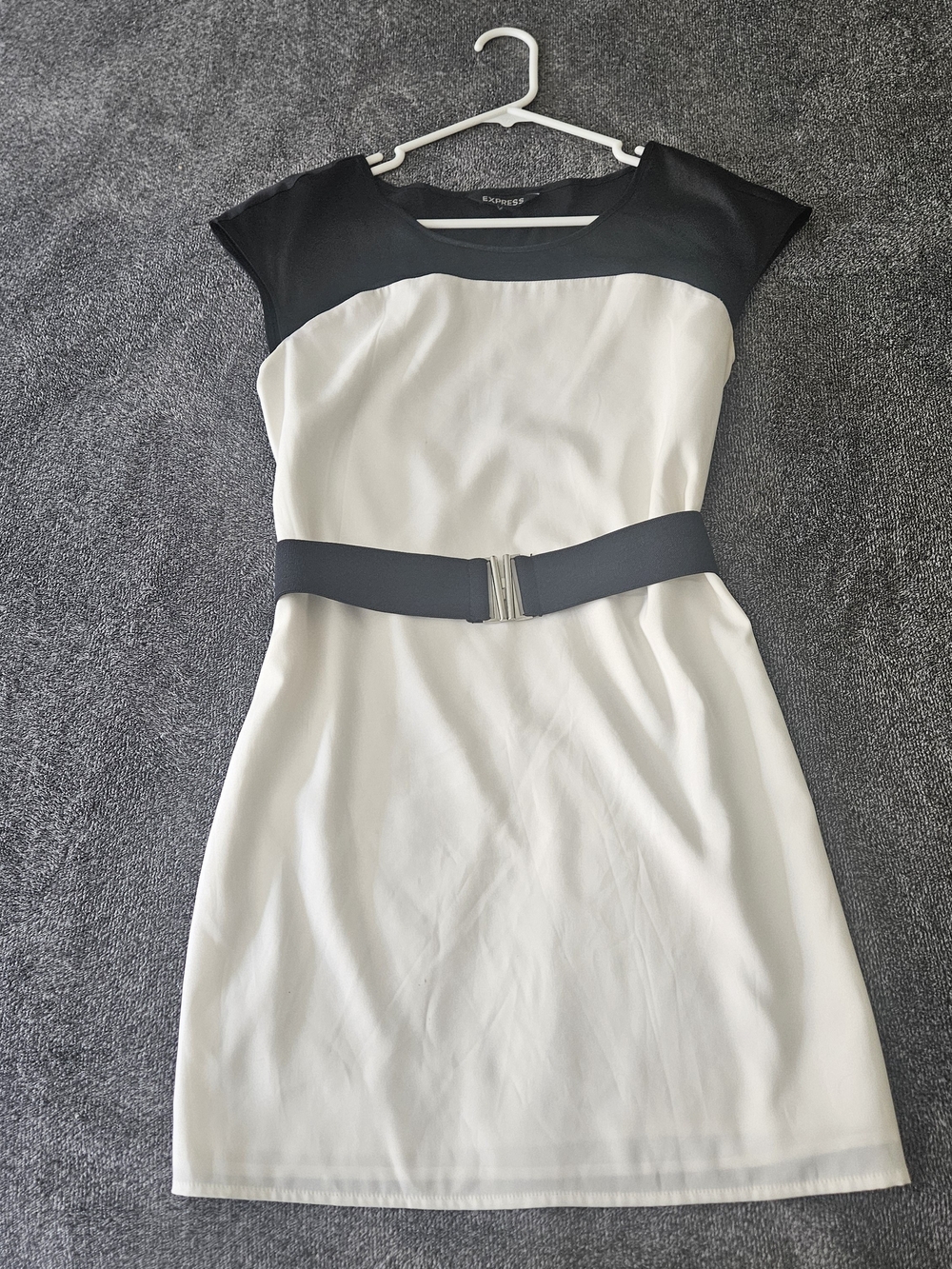 Express Black, Blue, and White Color Block, Cap-Sleeve Sheath Dress with Belt